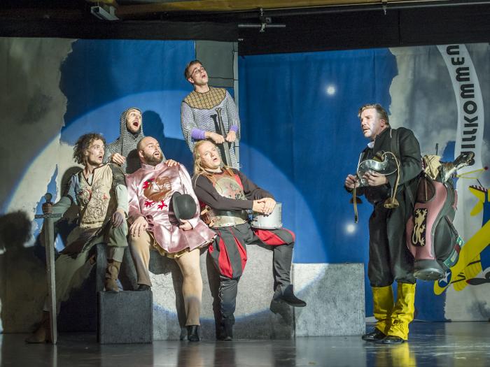 Spamalot - Foto: Tiroler Landestheater